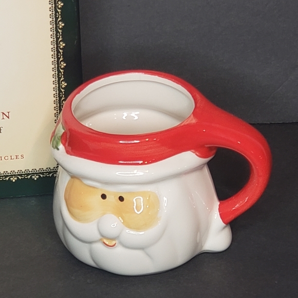 The Great Santa Search and Santa Mug - Picture 2 of 7